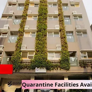 Hotel Super Oyo 665 Pasay Centrale, Manila