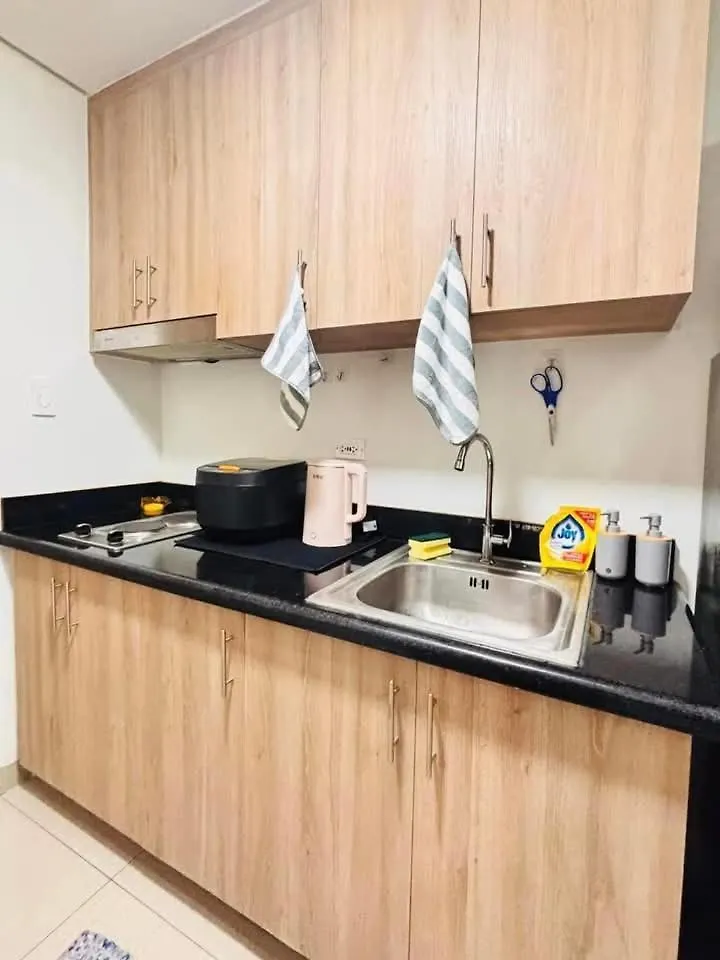 Shore 2 Residence Manila 5*,  Filipiny